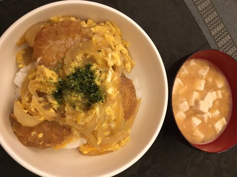 卵半熟ジューシーカツ丼